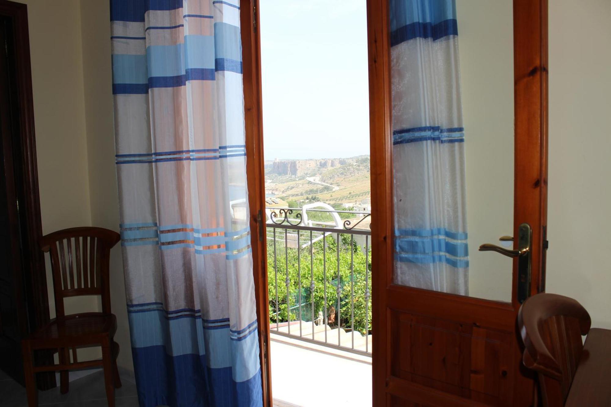 Raggio Di Sole Bed & Breakfast Macari Buitenkant foto