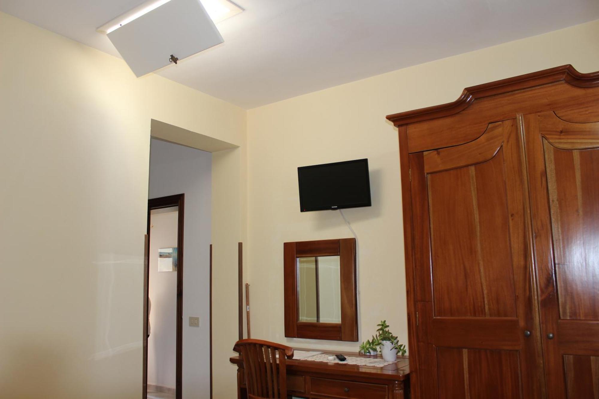 Raggio Di Sole Bed & Breakfast Macari Buitenkant foto
