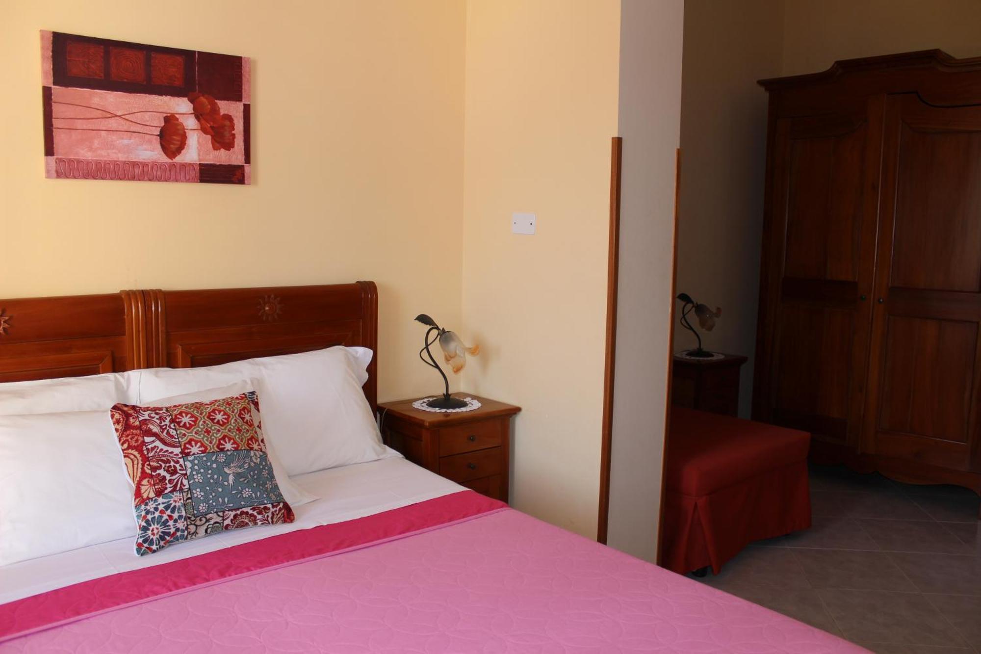 Raggio Di Sole Bed & Breakfast Macari Buitenkant foto