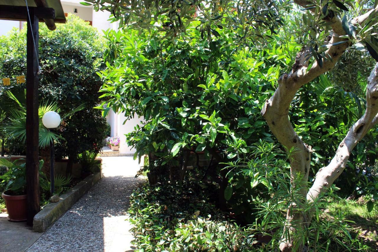 Raggio Di Sole Bed & Breakfast Macari Buitenkant foto